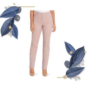 NWT Gloria Vanderbilt Amanda jeans Sz 14 Regular